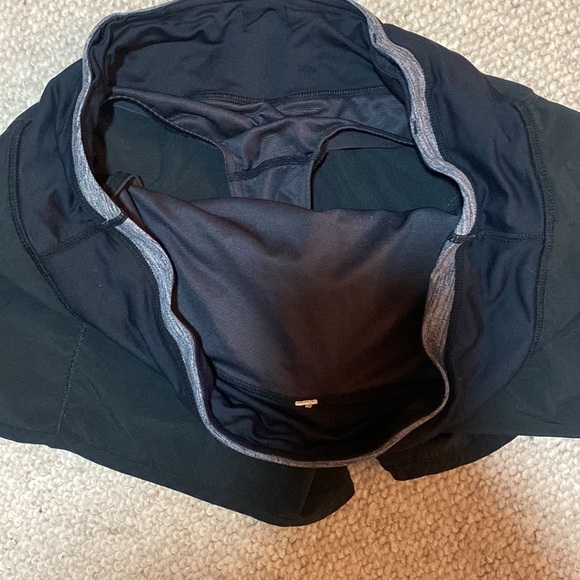 Lululemon Groovy Run or Run Time Shorts. Size 10 - Picture 7 of 11